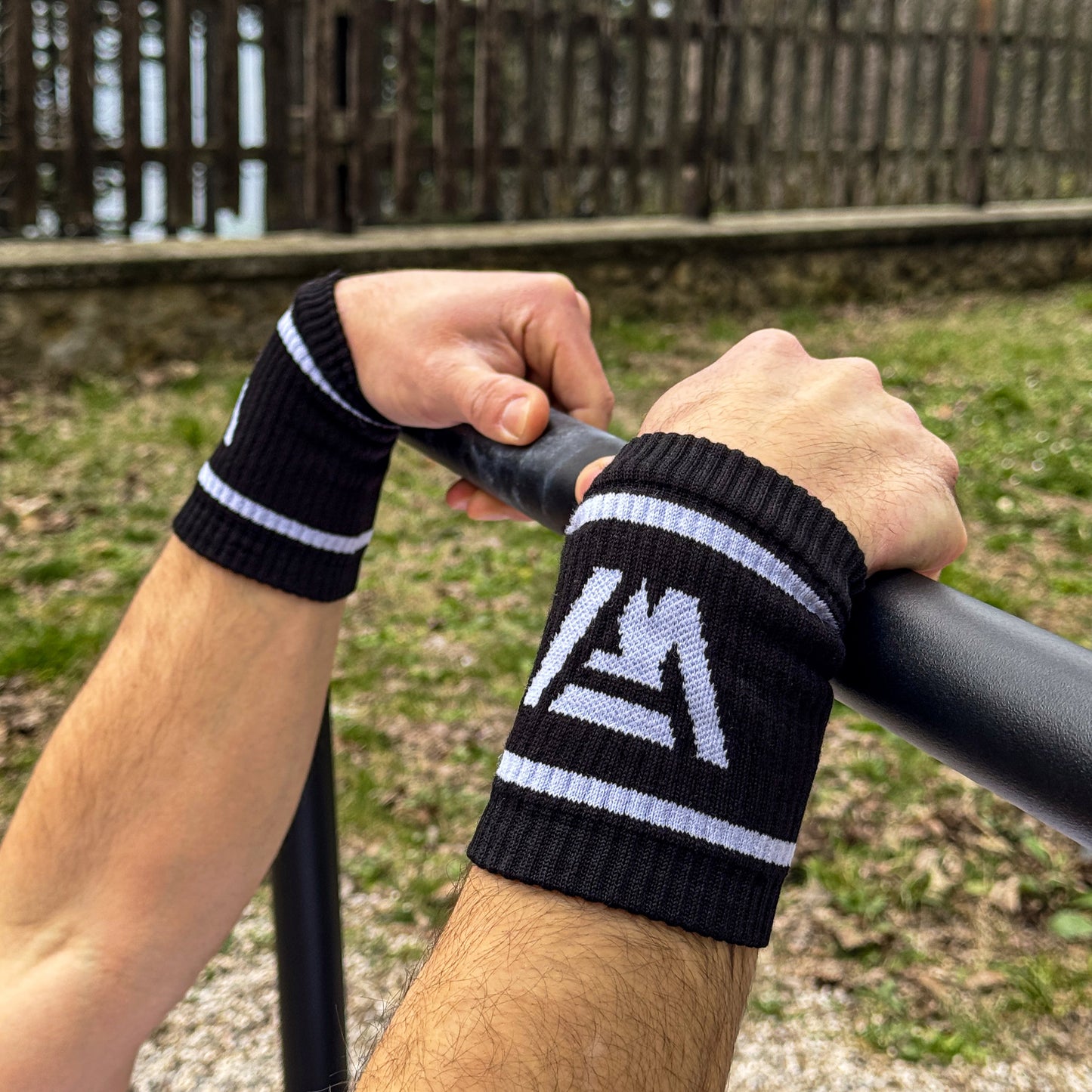 Advance Wristbands Polsini Sportivi Pro