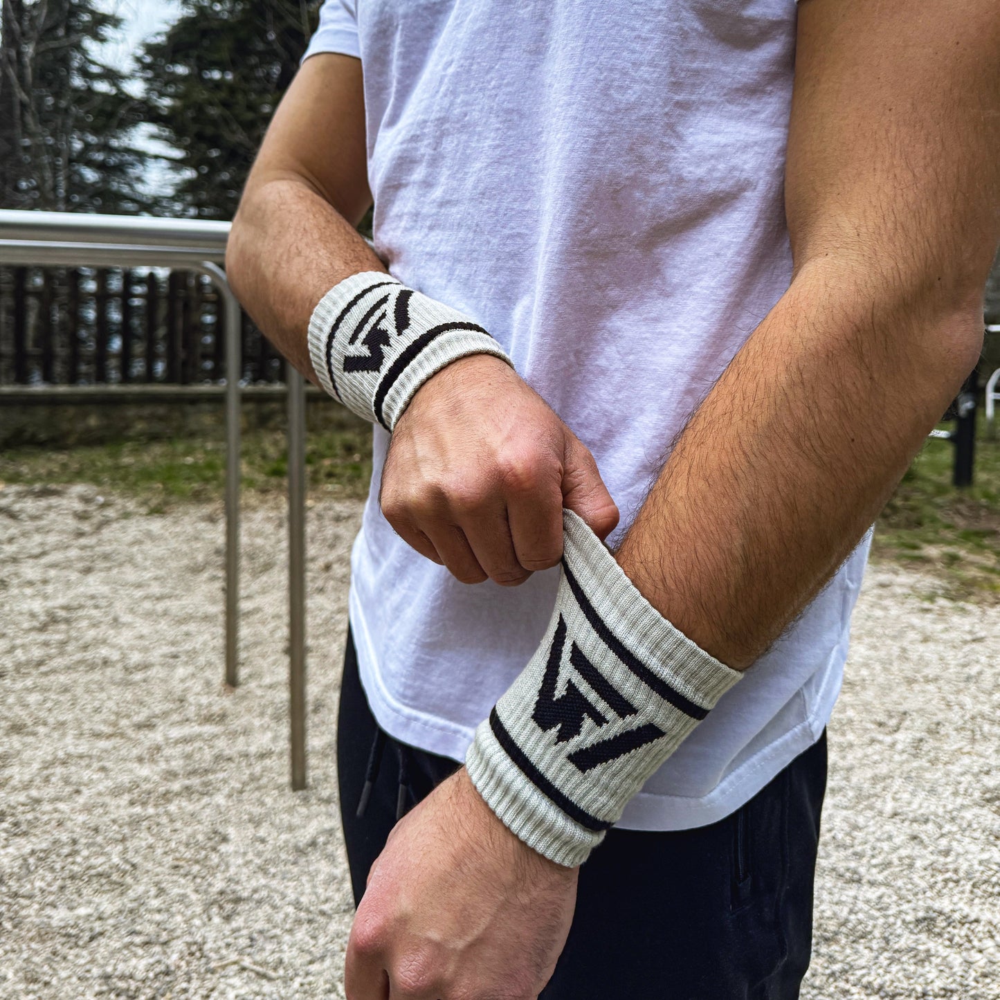 Advance Wristbands Polsini Sportivi Pro